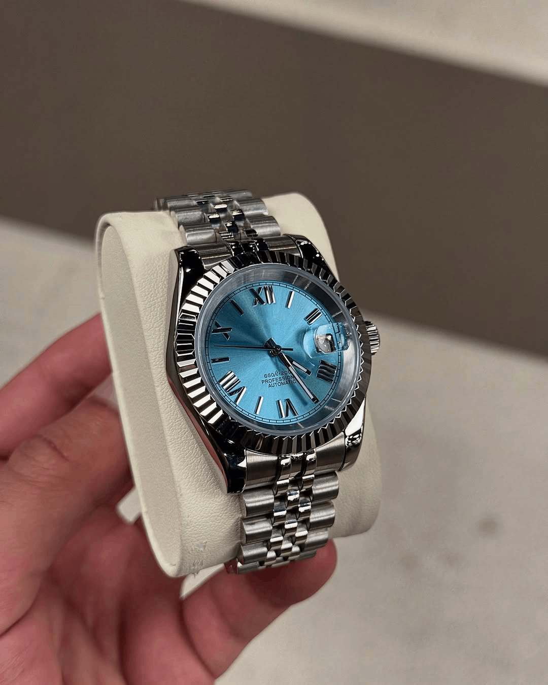Classic Date Ocean Blue Roman Dial