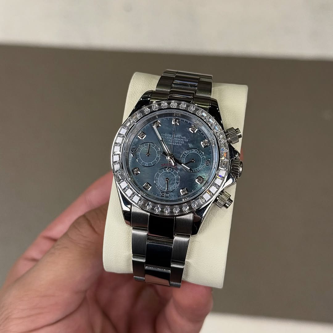 Chronograph Pearl Diamond Dial
