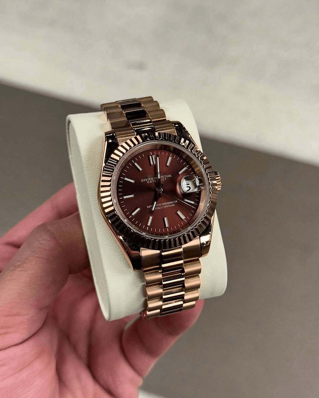 Classic Date Chocolate Roman Dial
