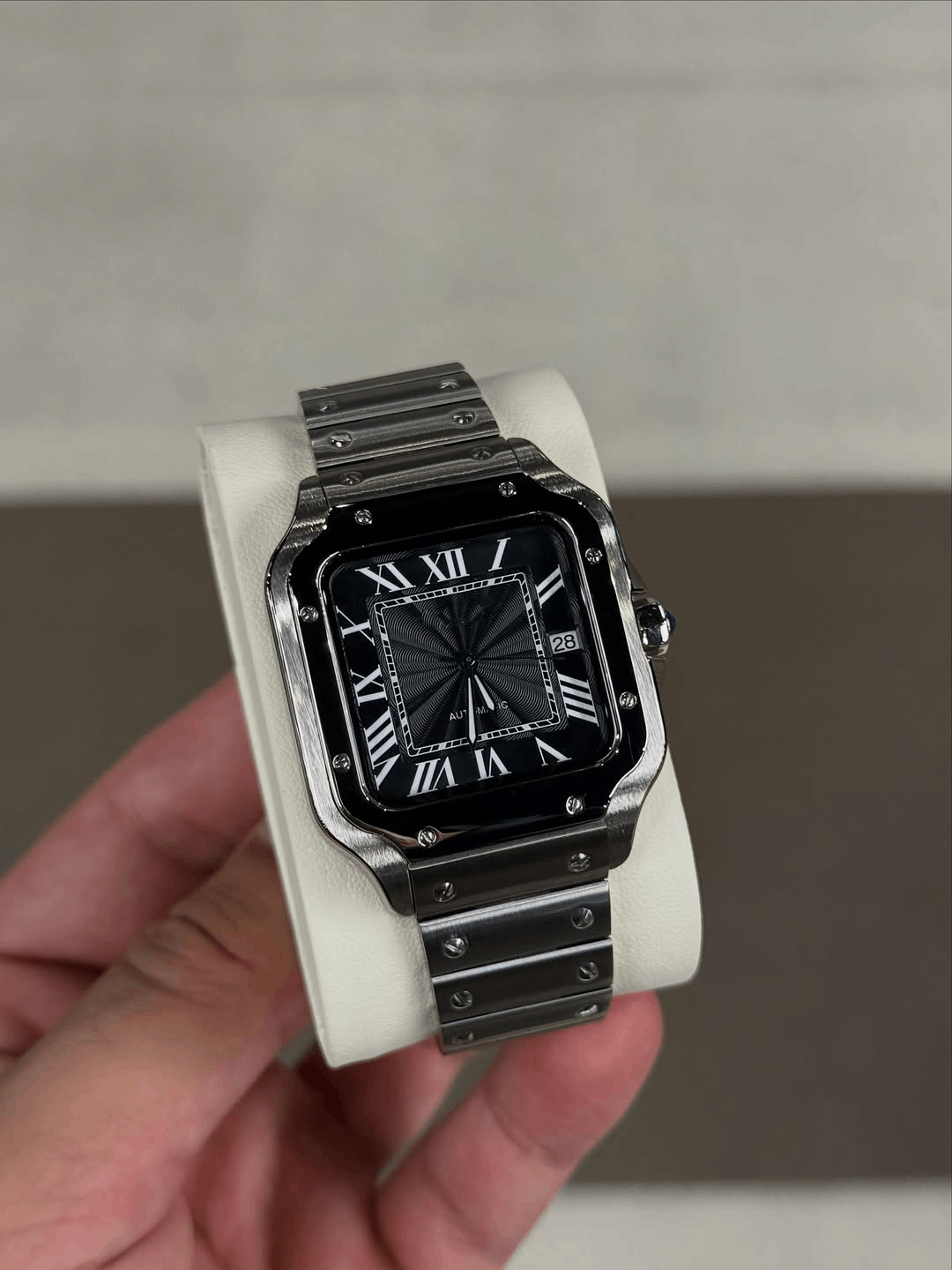 Square Black Shade Roman
