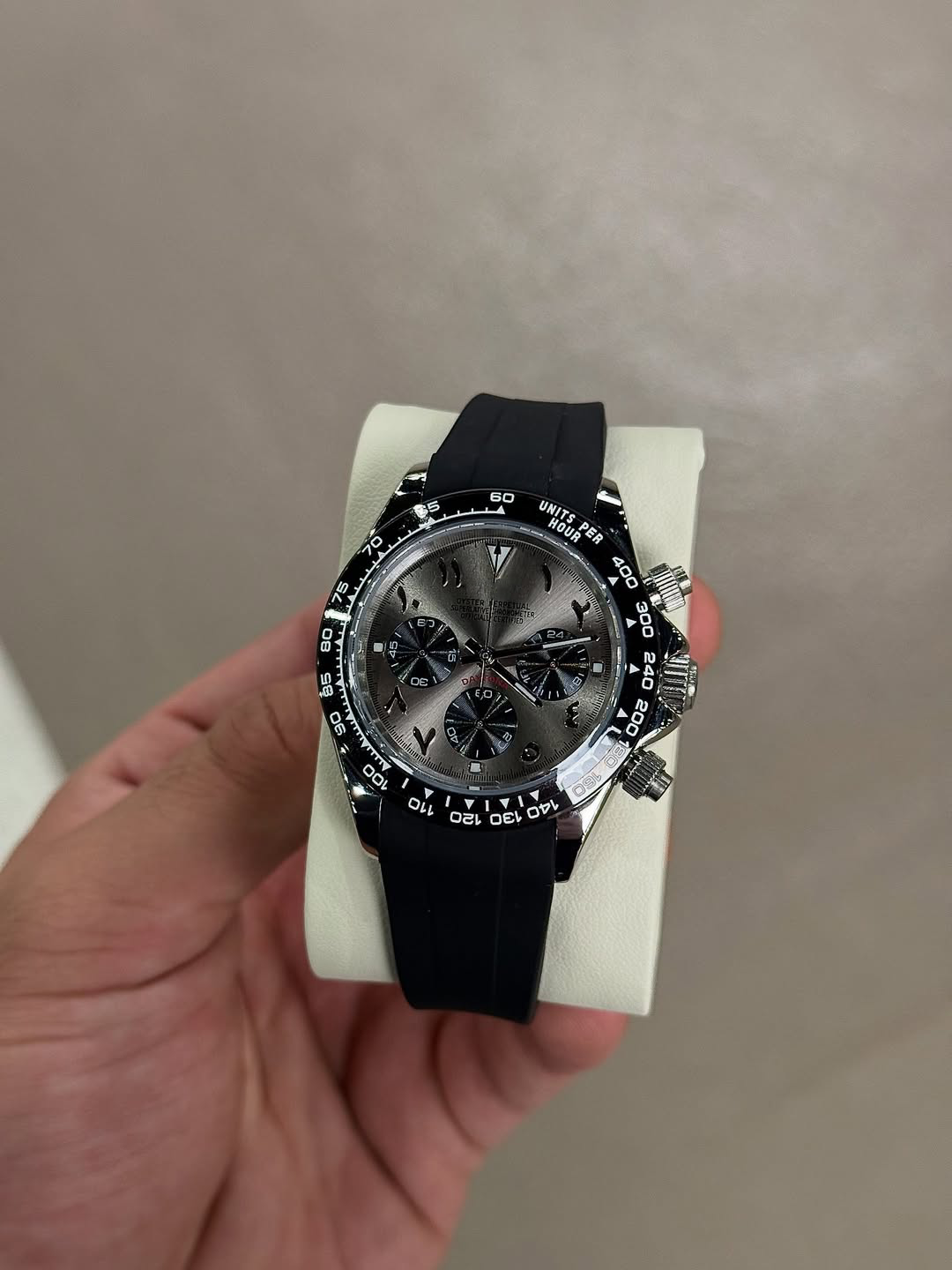 Chronograph Metallic Grey Arabic Dial