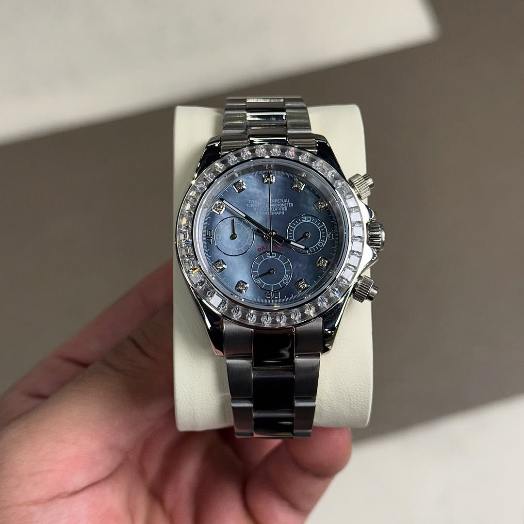 Chronograph Pearl Diamond Dial