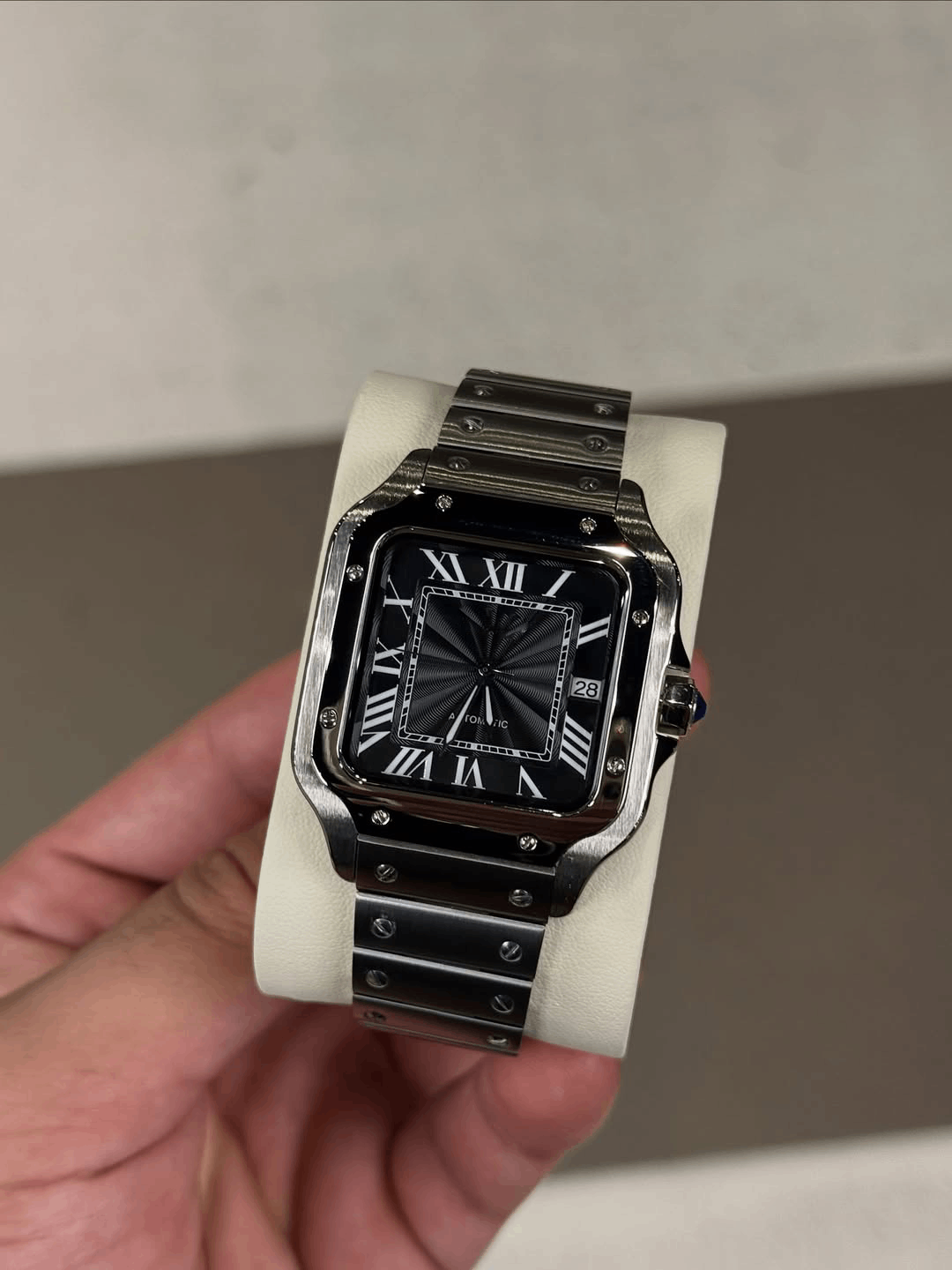 Square Black Shade Roman
