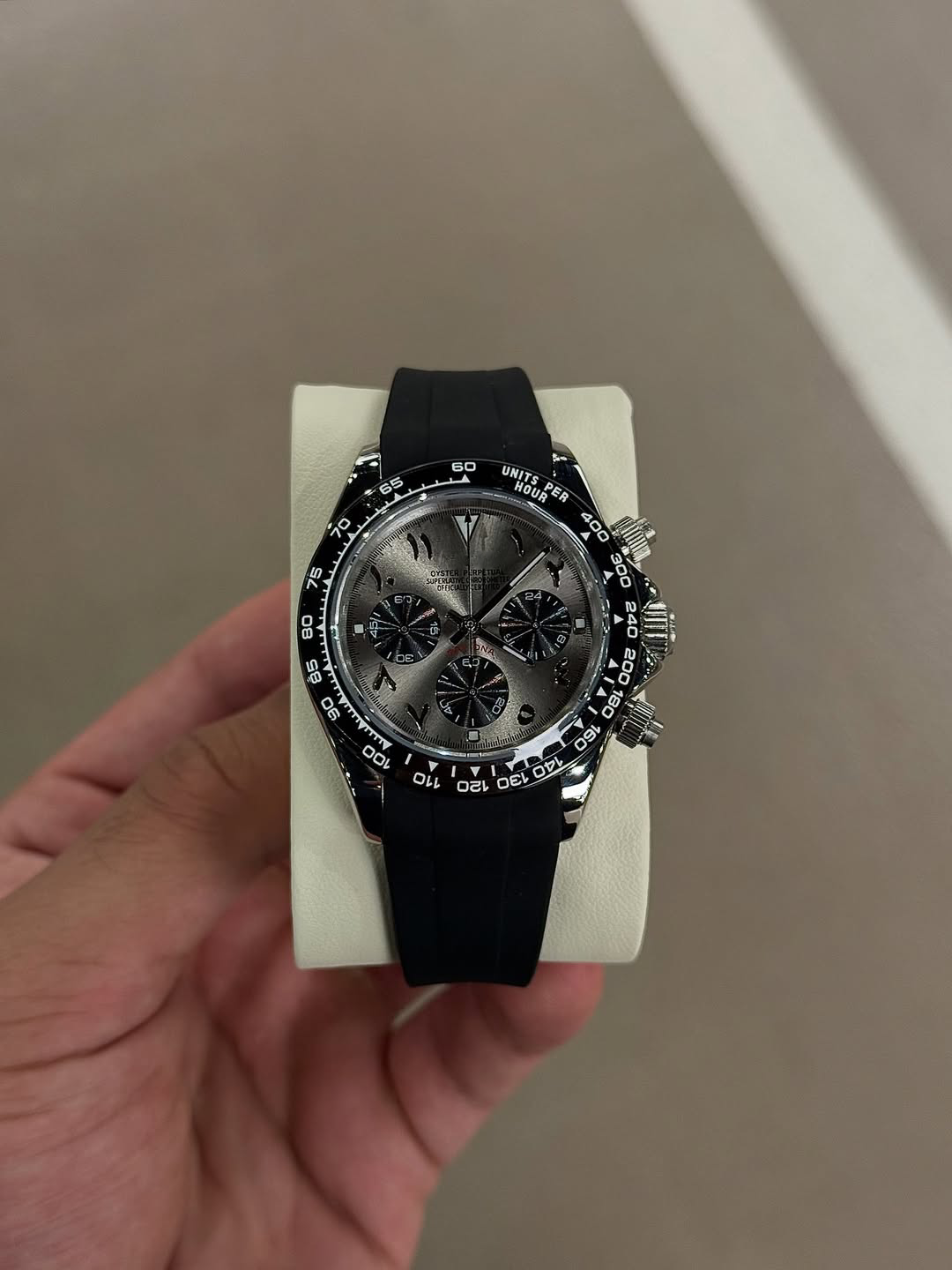 Chronograph Metallic Grey Arabic Dial