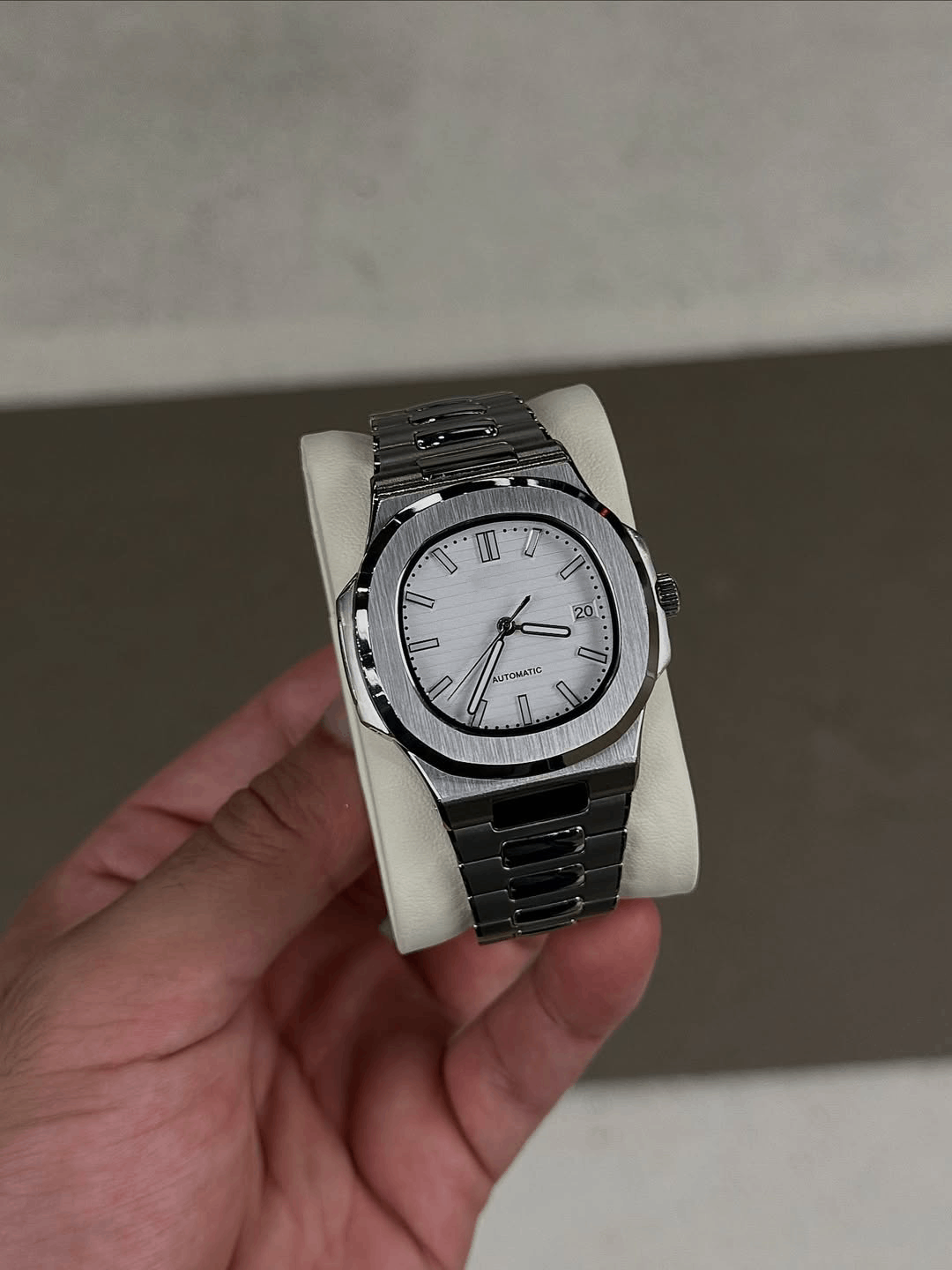 Nautic Pearl White