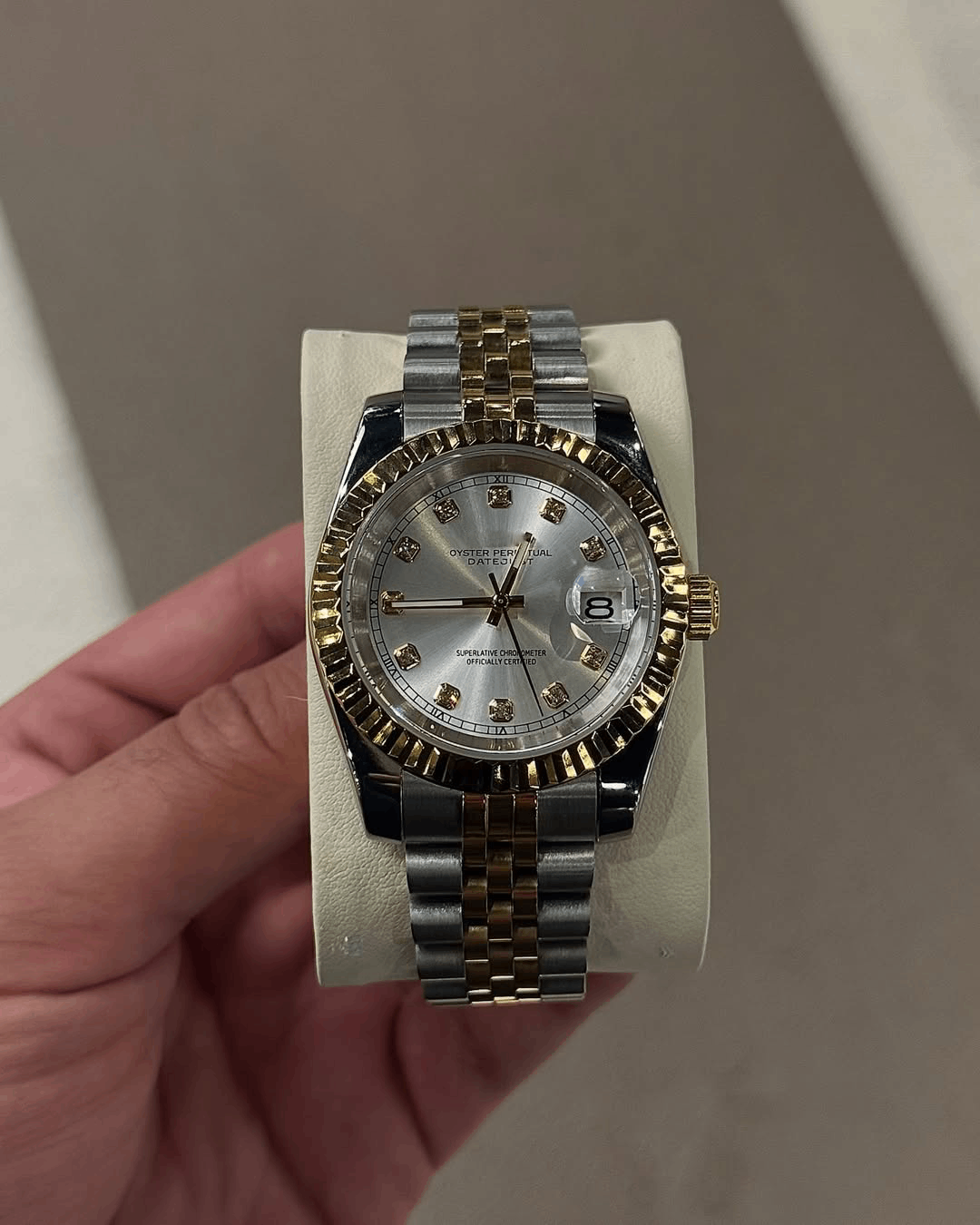 Classic Date Golden Luxe Diamond Dial