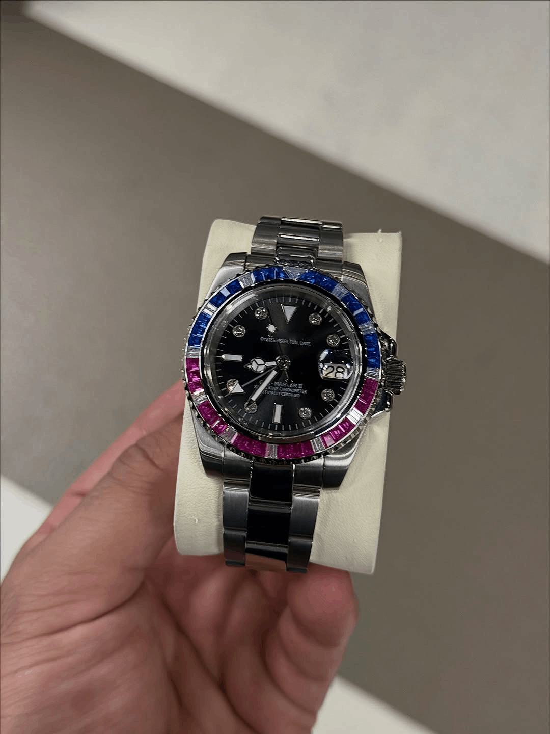 GMT Infinity Majestic Dial