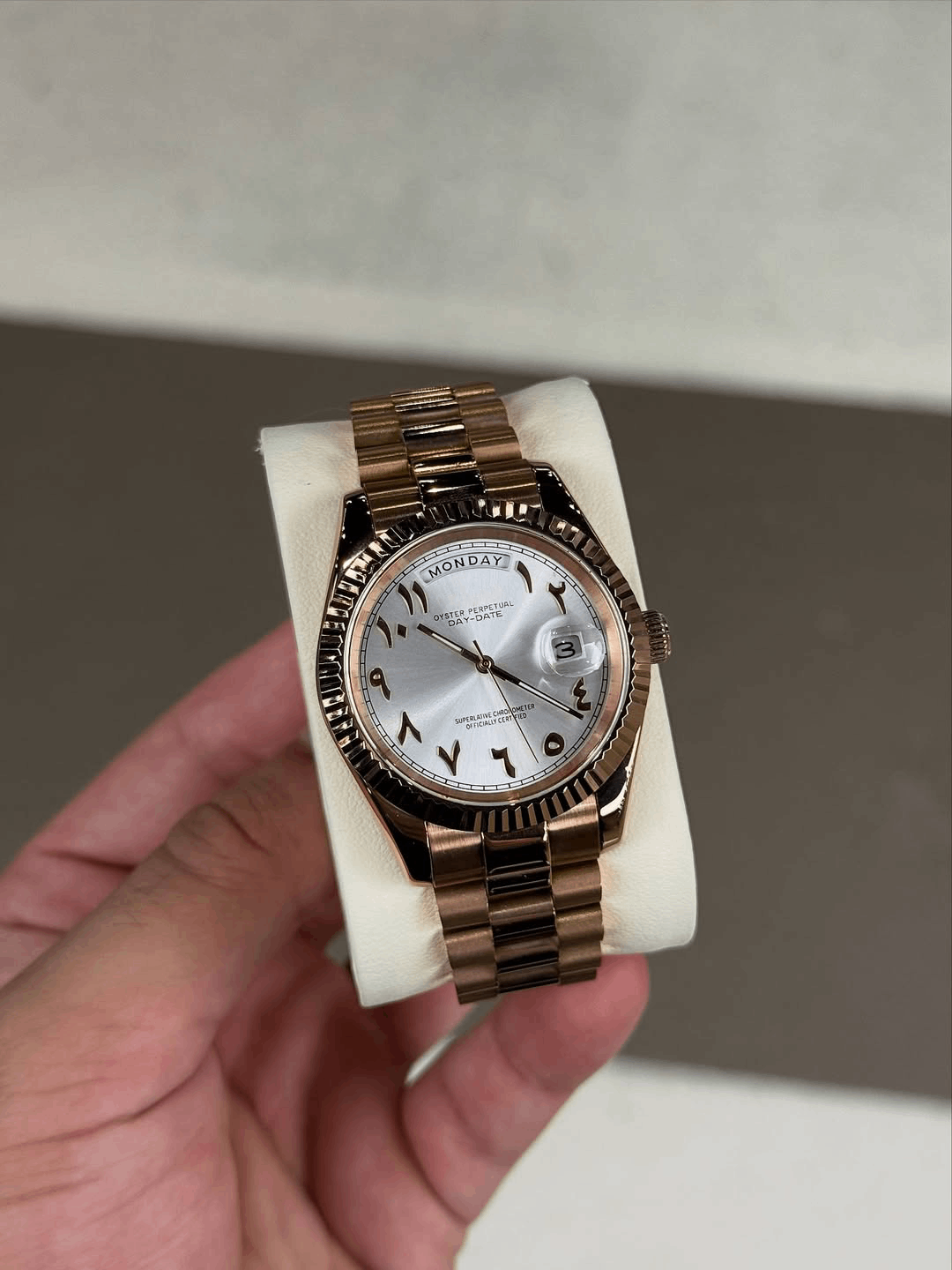 Day & Date Rose Aura Dial