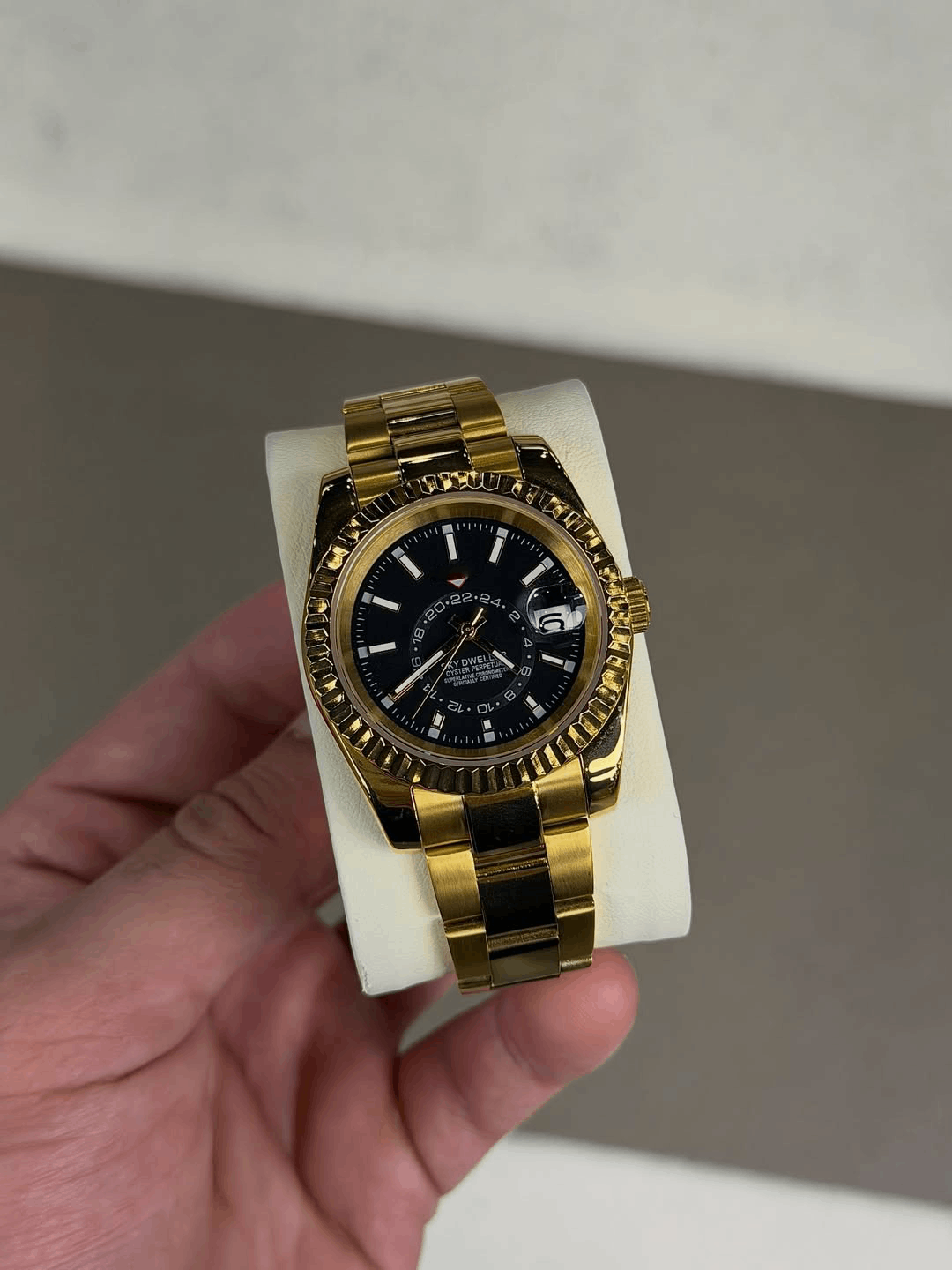 Luxury Golden Empire