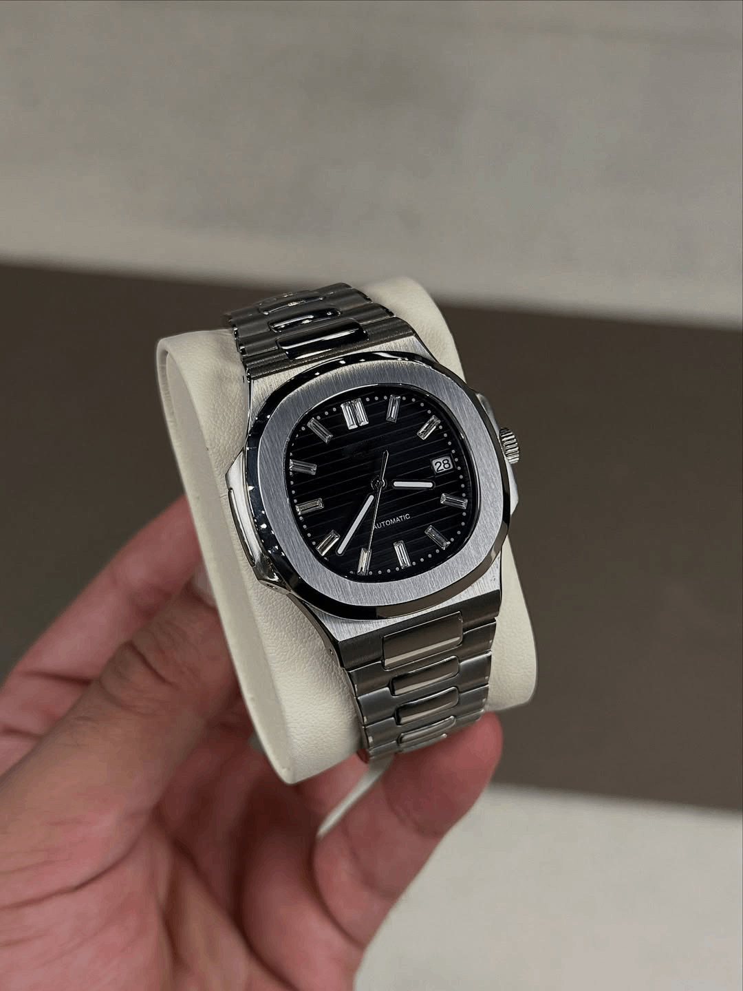 Nautic Black night Dial